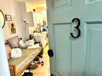 Building Photo - 152 Salem St