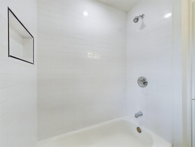 Building Photo - 2231 Latexo Dr