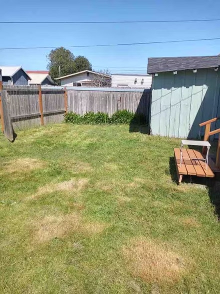 Fenced in backyard - 125 S 8th St