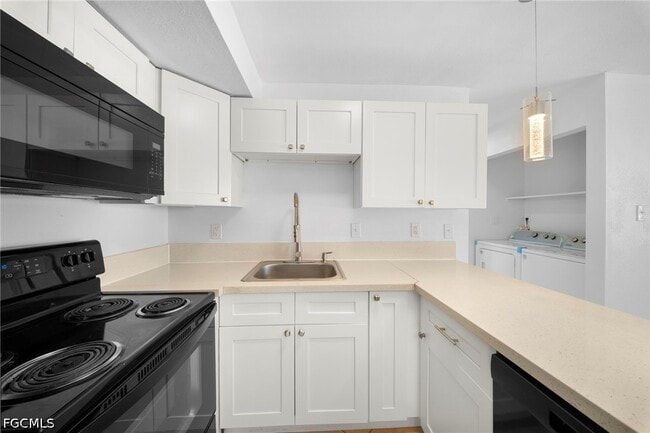 Building Photo - 13403 Pine Needle Ln