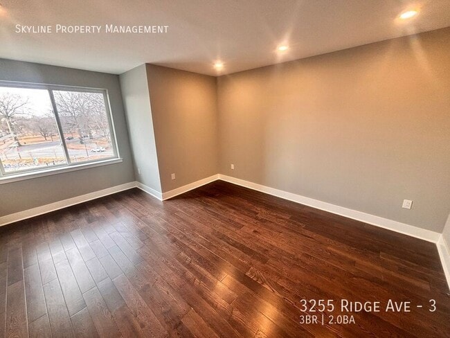 Building Photo - 3255 Ridge Ave