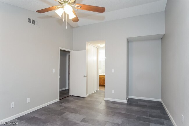 Building Photo - 1806 Mazzanti Way