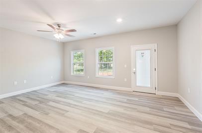 Interior Photo - 1011 Campbell Lane