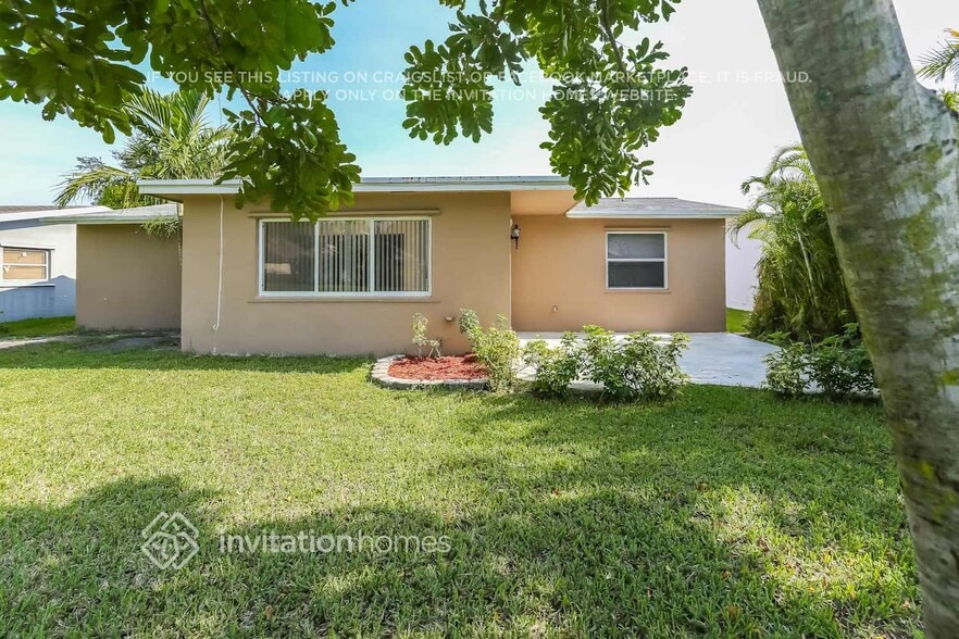 Building Photo - 9394 NW 19th Pl