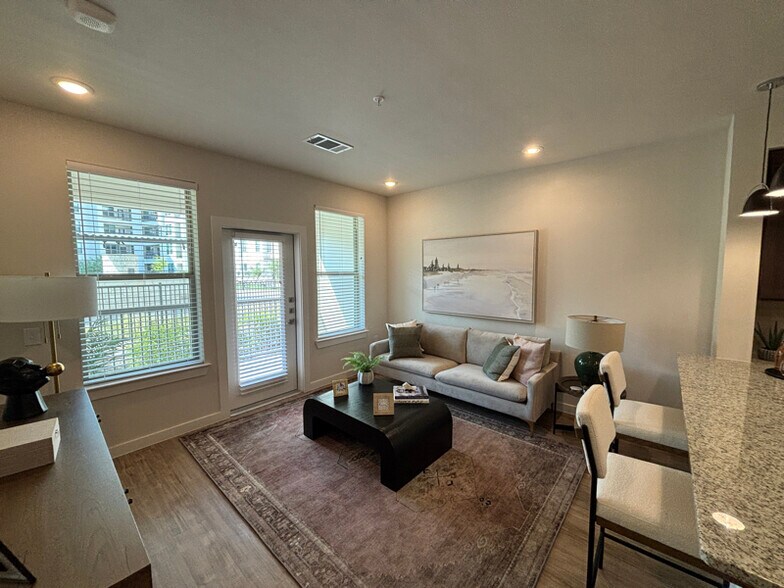 Building Photo - 19500 I-35