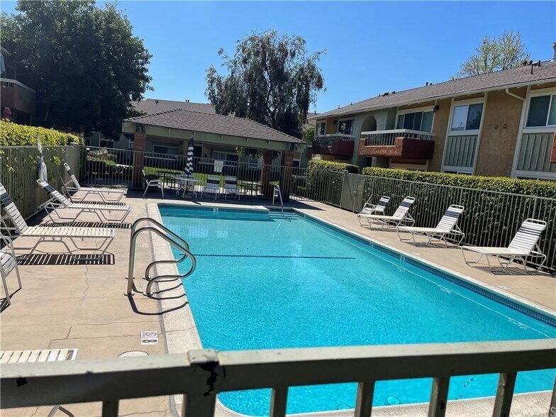 Building Photo - 16040 Leffingwell Rd