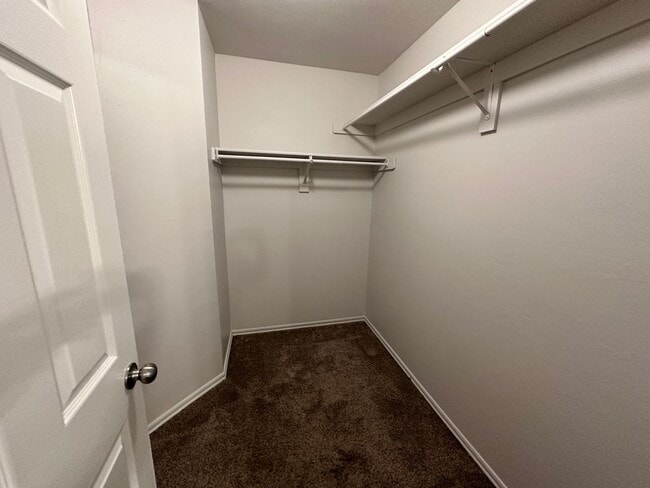 Building Photo - 3 bed 2 bath in Mustang- Move in Special!