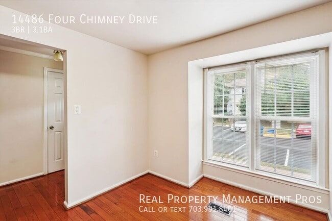 Building Photo - 14486 Four Chimney Dr