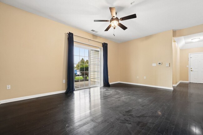 Building Photo - 3842 Carberry Dr