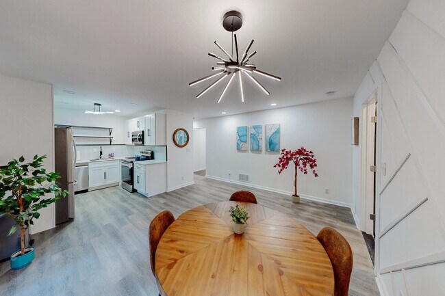 Building Photo - 4379 John Wesley Dr