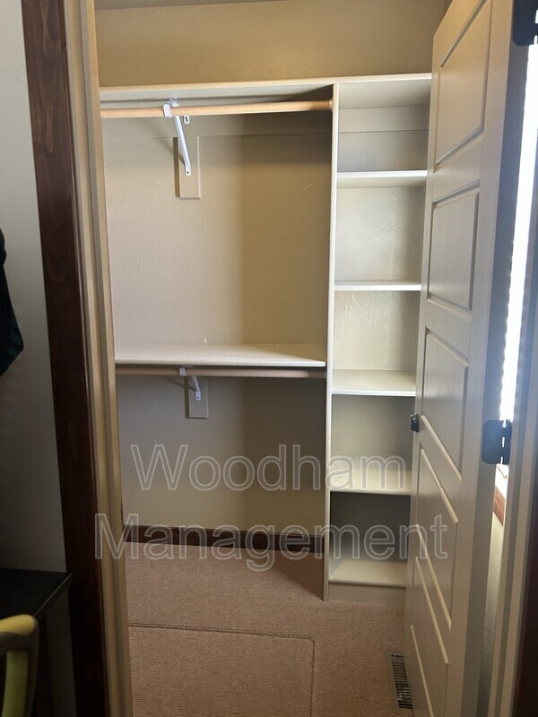 Building Photo - 103 Covey Ct