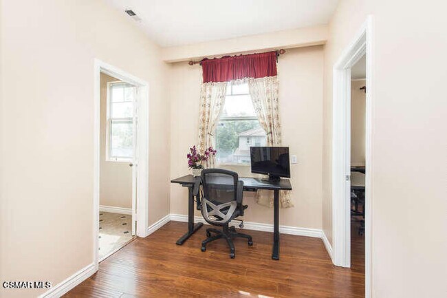 Building Photo - 1462 Windmill Way