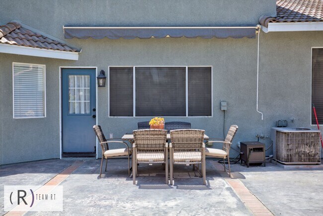 Building Photo - A Bright and Cozy Home with 3 Bedroom and 2 Bathroom with a Loft