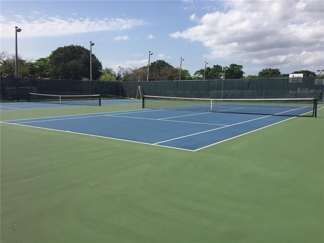 Building Photo - 3700 NW 19th St