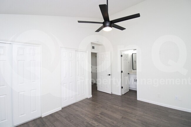 Building Photo - 520 N Stapley Dr