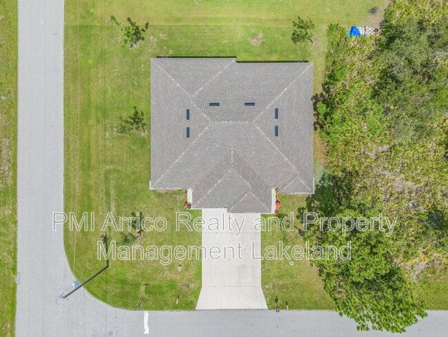 Building Photo - 1139 Indies Wy