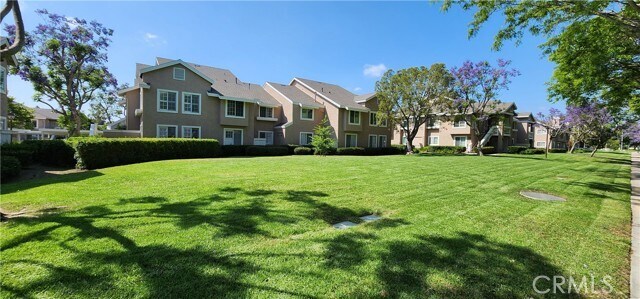 Building Photo - 61 Greenfield
