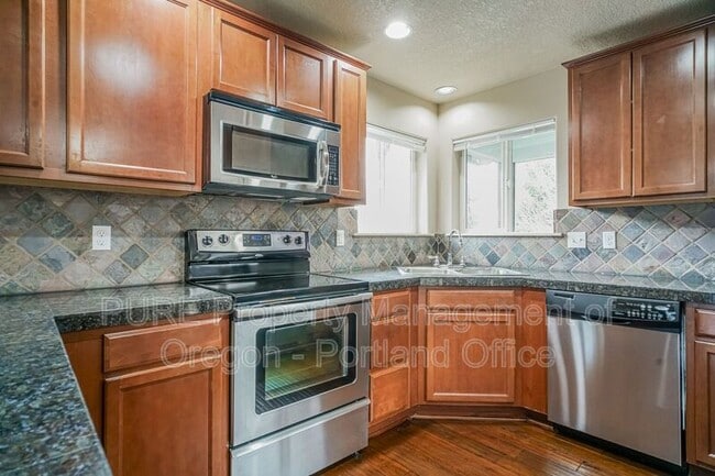 Building Photo - 18624 Van Fleet Ave