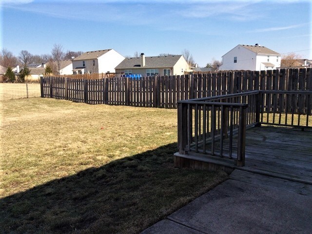 Building Photo - 717 Breakers Ln
