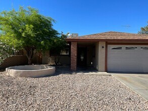 Building Photo - Call Vaughn Realty Property Management (76...