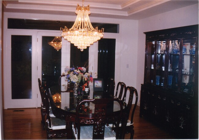 Building Photo - 7942 Lake View Ln