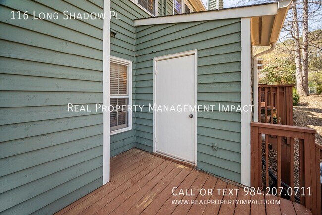 Building Photo - 116 Long Shadow Pl
