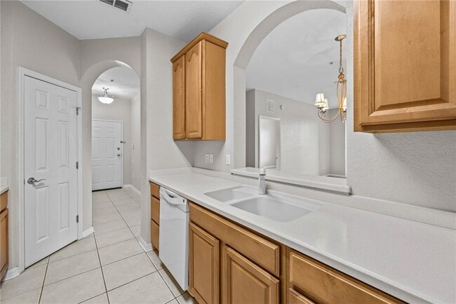 Building Photo - 1351 Venezia Ct