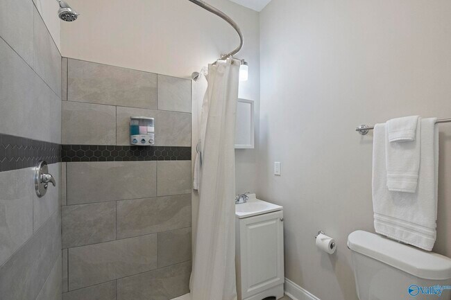 Building Photo - 4286 Sullivan St