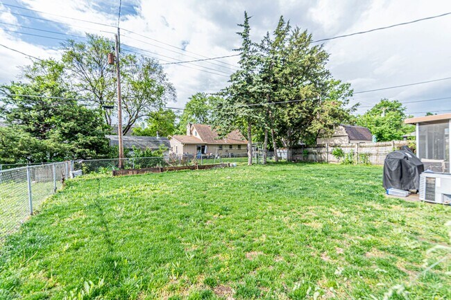 Building Photo - Please View 3D Virtual Walk-Through Before Scheduling a Showing