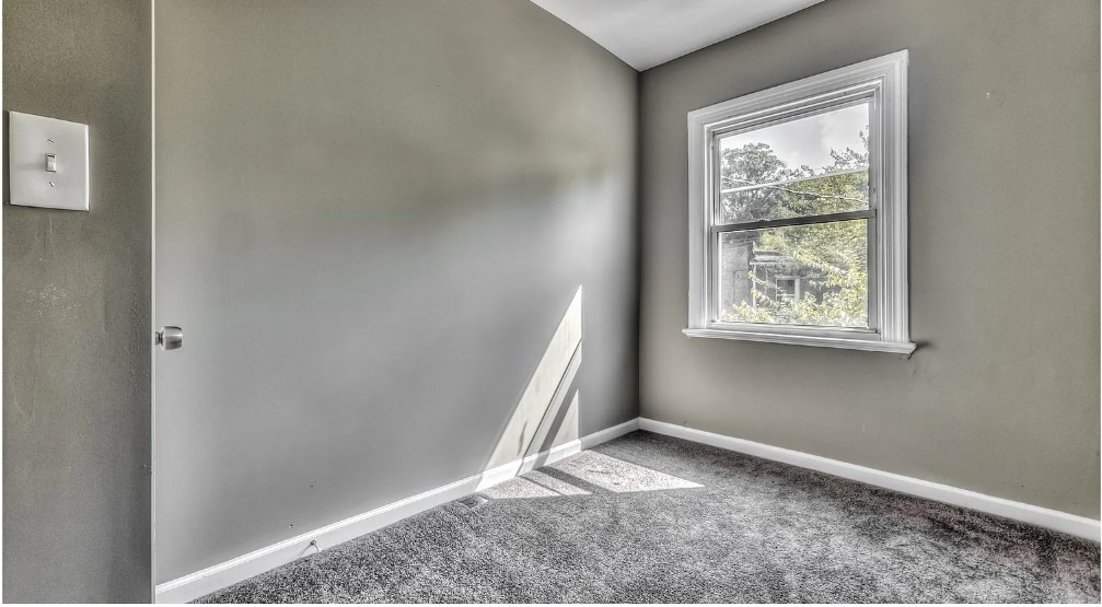 Building Photo - 3738 Ellerslie Ave