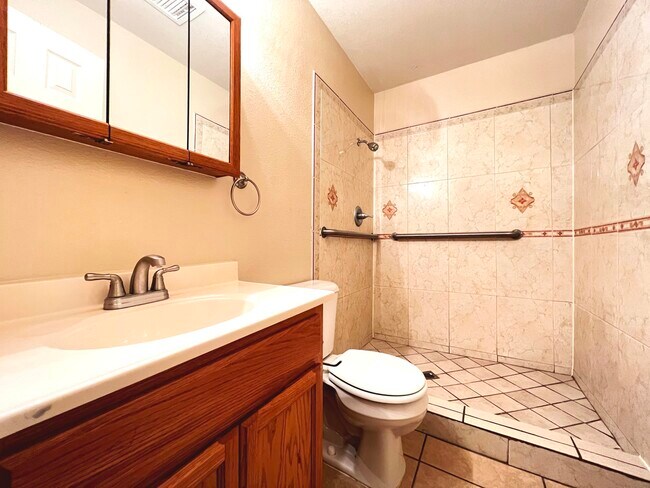 Building Photo - 10183 Dijon Pl