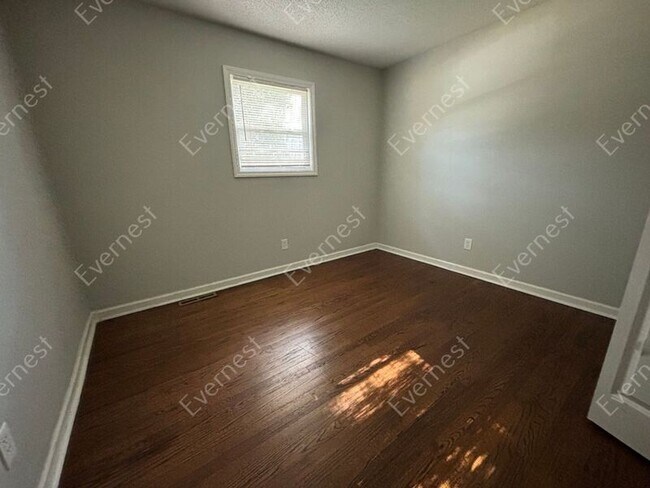 Building Photo - 9307 Feldbank Dr