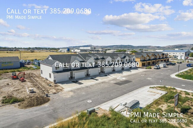 Building Photo - 65 1320