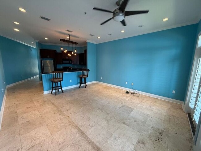 Building Photo - Navarre - Hidden Bay Village - 3 bedroom, 3 bathroom - Waterfront Townhome