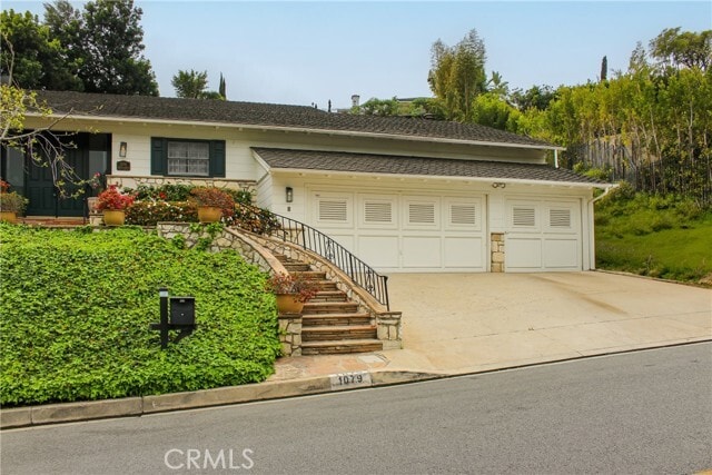 Building Photo - 1079 Marilyn Dr