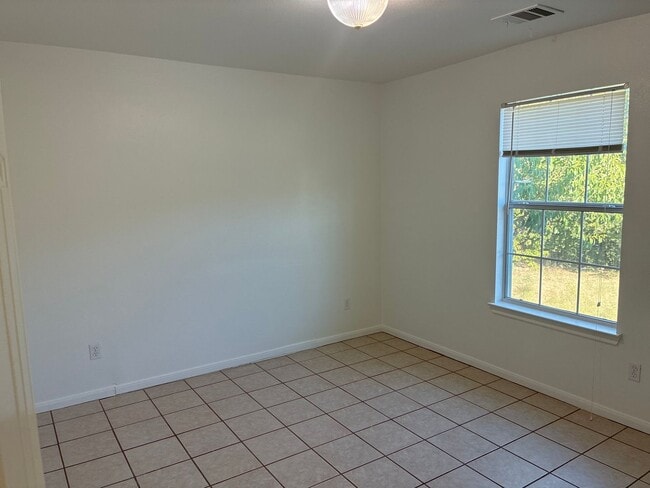 Building Photo - 1408_PEREZ ST