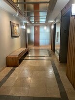 Building Photo - 2600 Pualani Way