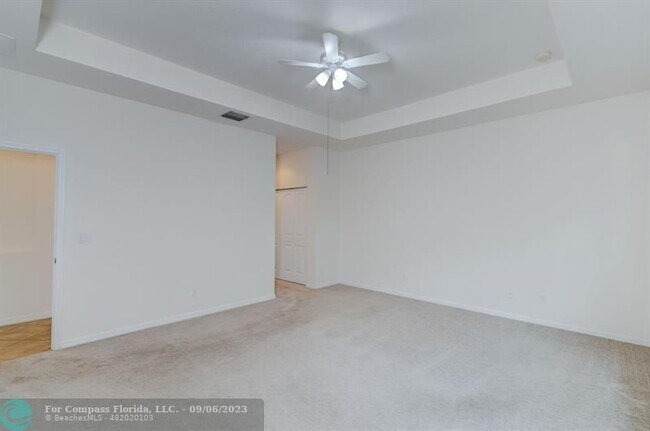 Building Photo - 4198 NW Burr Oak Ct