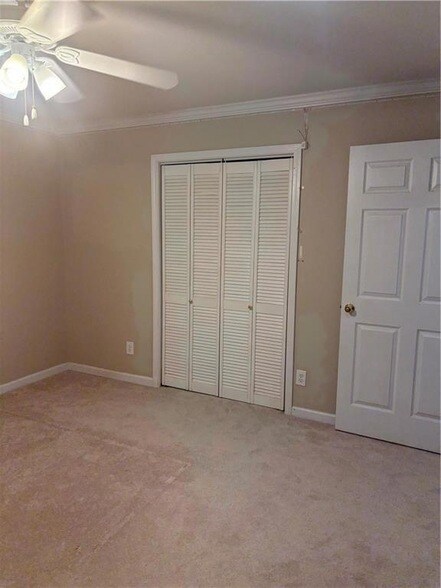Building Photo - 2275 Snug Harbor NE