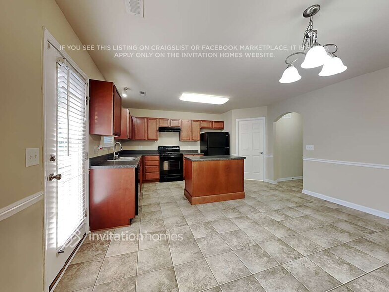 Building Photo - 4987 Mt Hope Dr