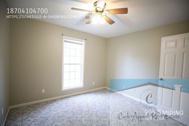 Building Photo - 905 Sandino-