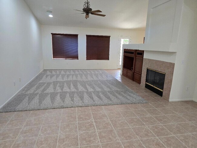 Building Photo - 45705-45705 Coldbrook Ln