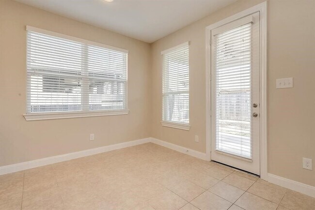 Building Photo - 22614 Birch Ridge Meadow Dr