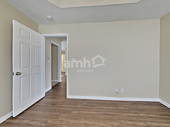 Building Photo - 3647 Cindy Jo Dr S
