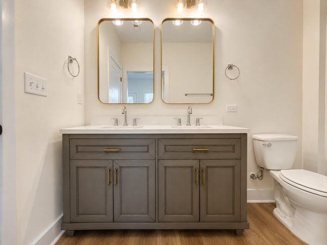 Building Photo - Sunsets, Skyline Views & Resort Living | Highbury's Premier 3-Bedroom Homes