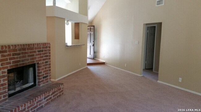 Building Photo - 1503 Kingsbridge