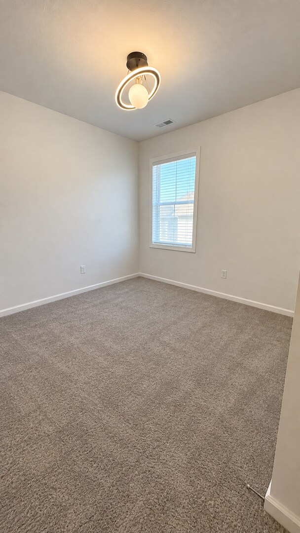 Building Photo - 635 Blackrock Dr