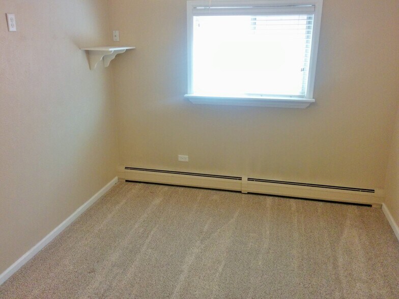 Building Photo - 1330 Elizabeth St