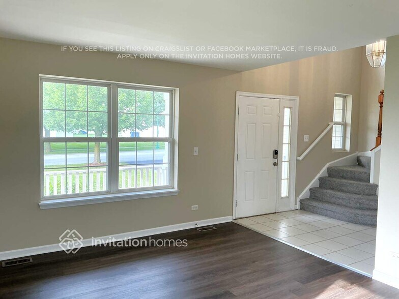 Building Photo - 6220 Pond View Dr
