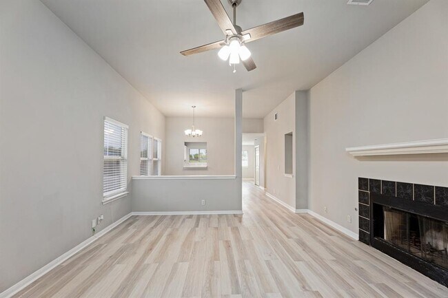 Building Photo - 21108 Derby Day Ave